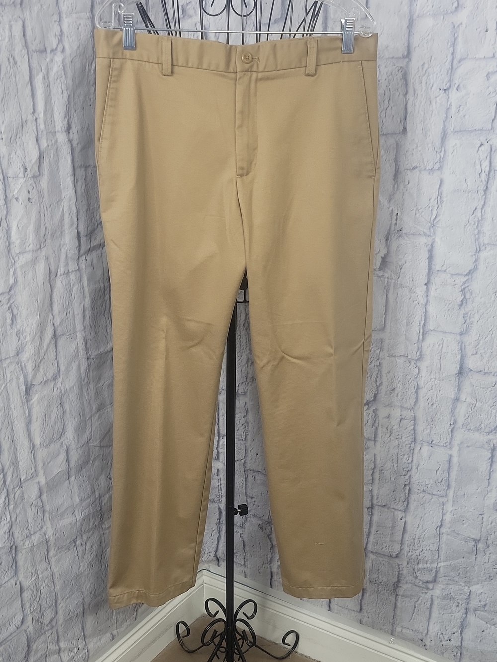 Izod Men's Khaki Chino Pants 33X30 Flat Front Casual Business Pants